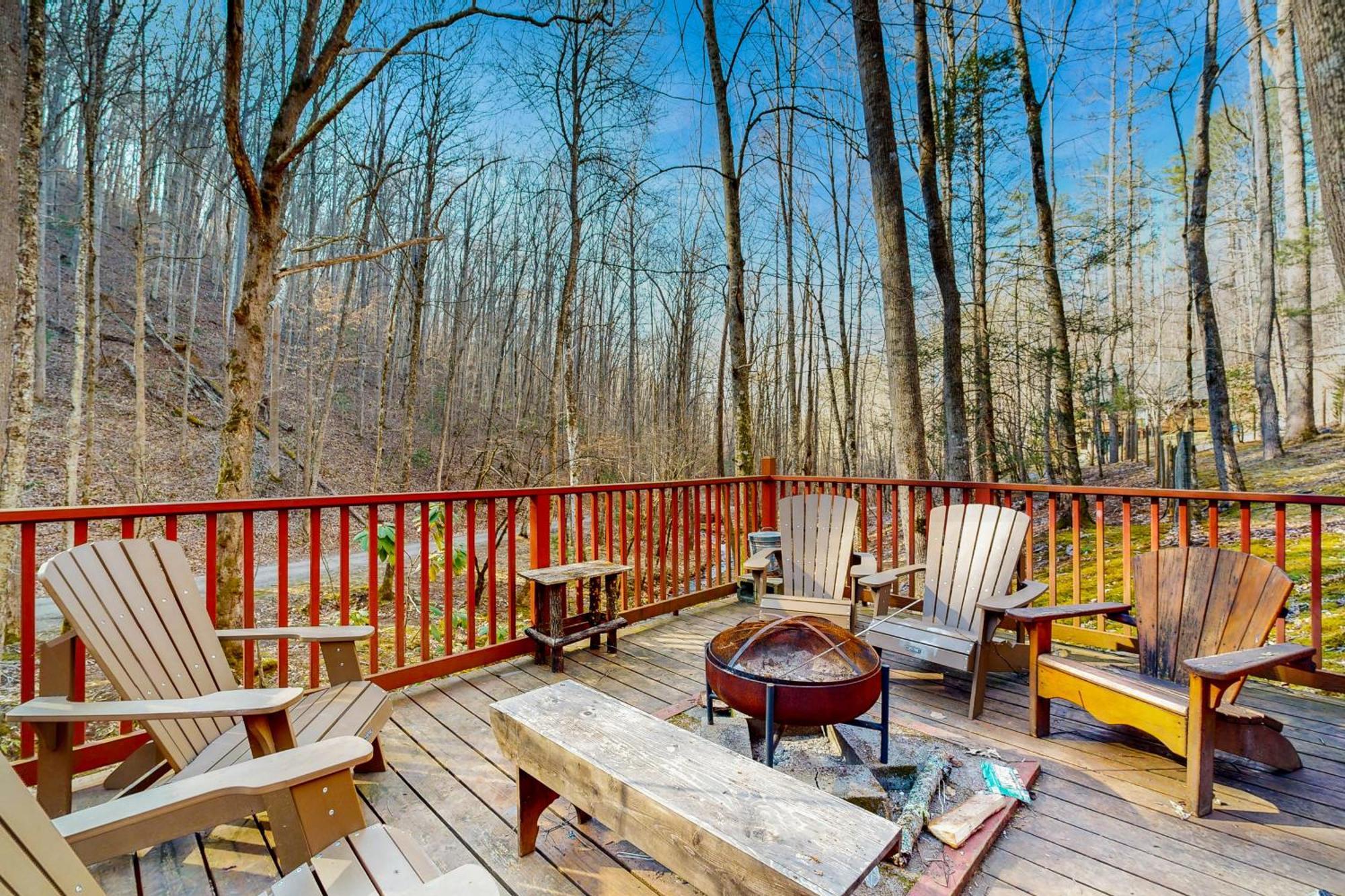 Moose Creek Lodge Sylva Exterior photo