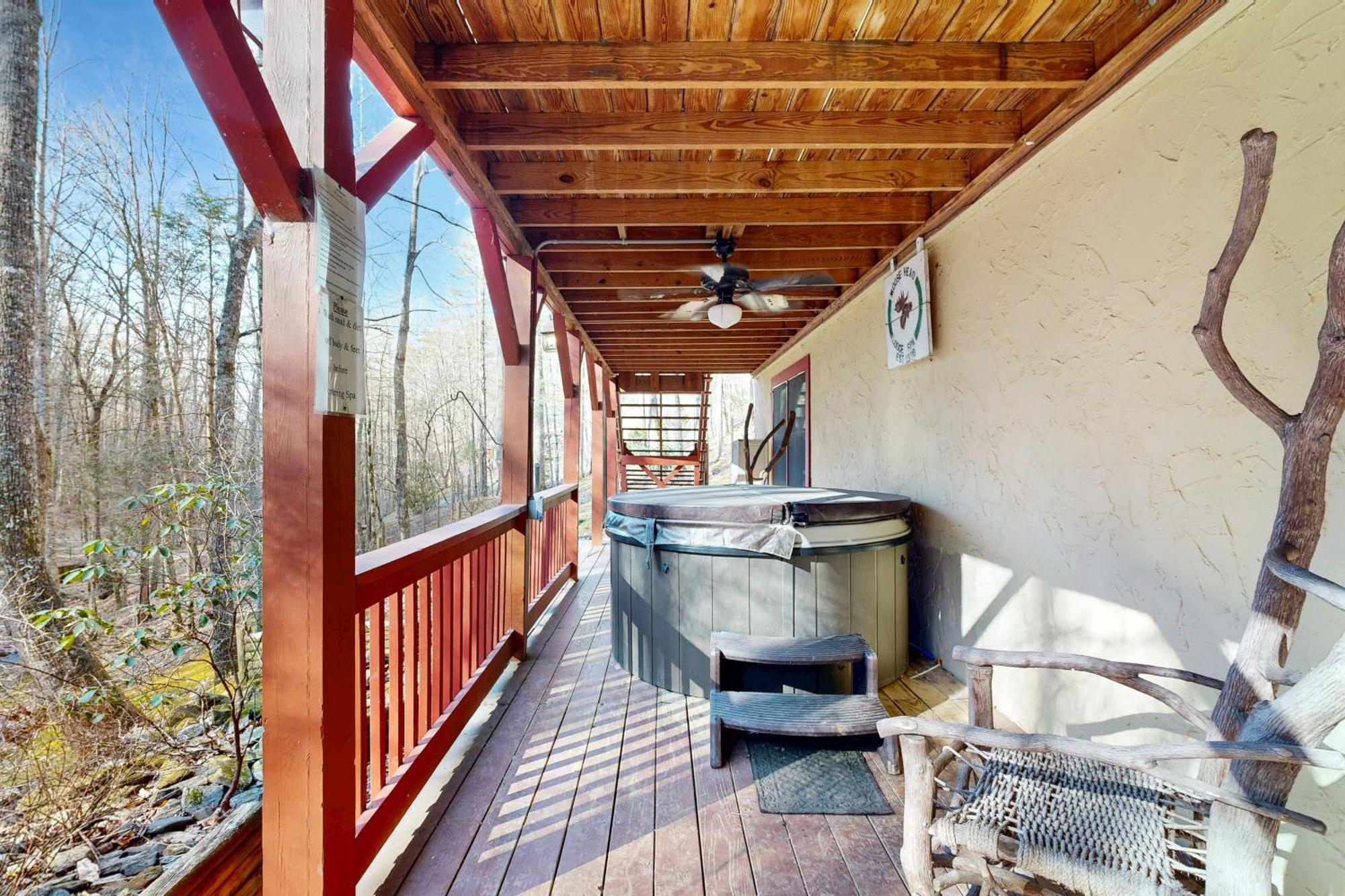 Moose Creek Lodge Sylva Exterior photo